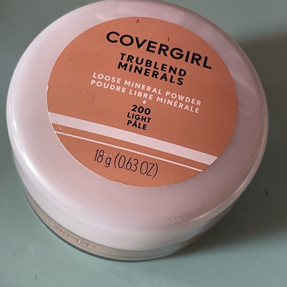 COVERGIRL TruBlend Minerals Loose Powder - Light Pale 200
